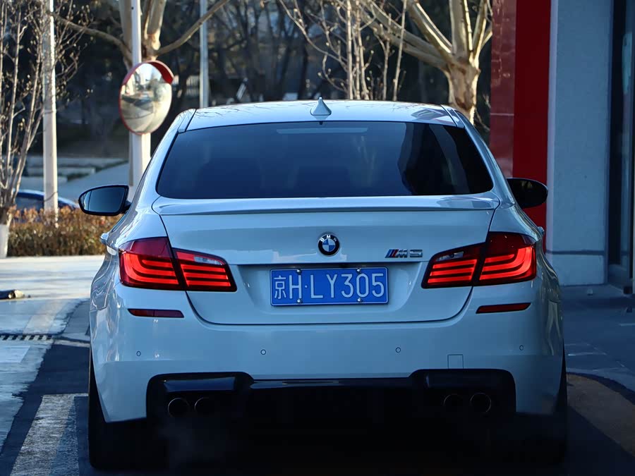 BMW M5 2013 #13 BMW M5 2013 car image #13