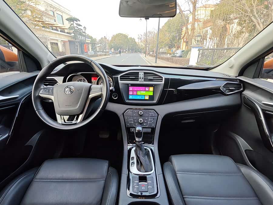 MG GS 2017 car image #13