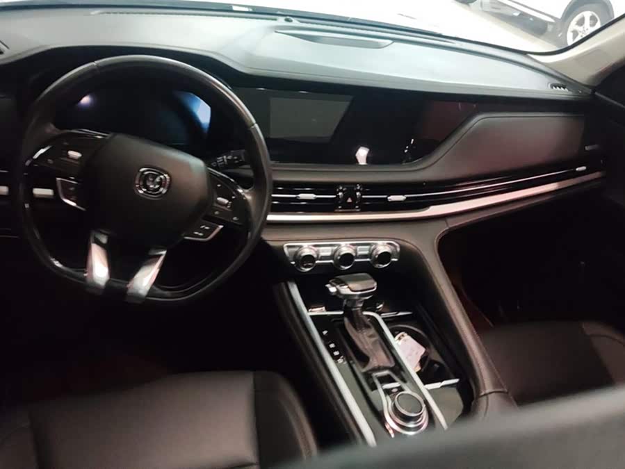 Changan CS95 2019 #13 Changan CS95 2019 car image #13