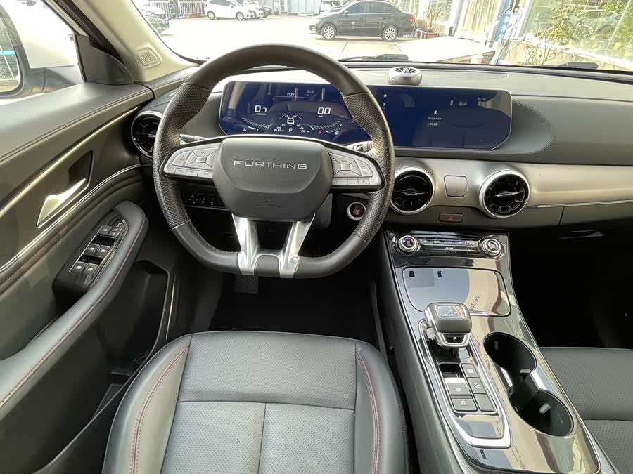 Forthing T5 EVO 2021 car image #13