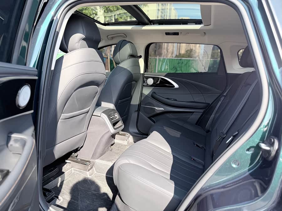 Exceed Lingyun 2025 صورة سيارة #13