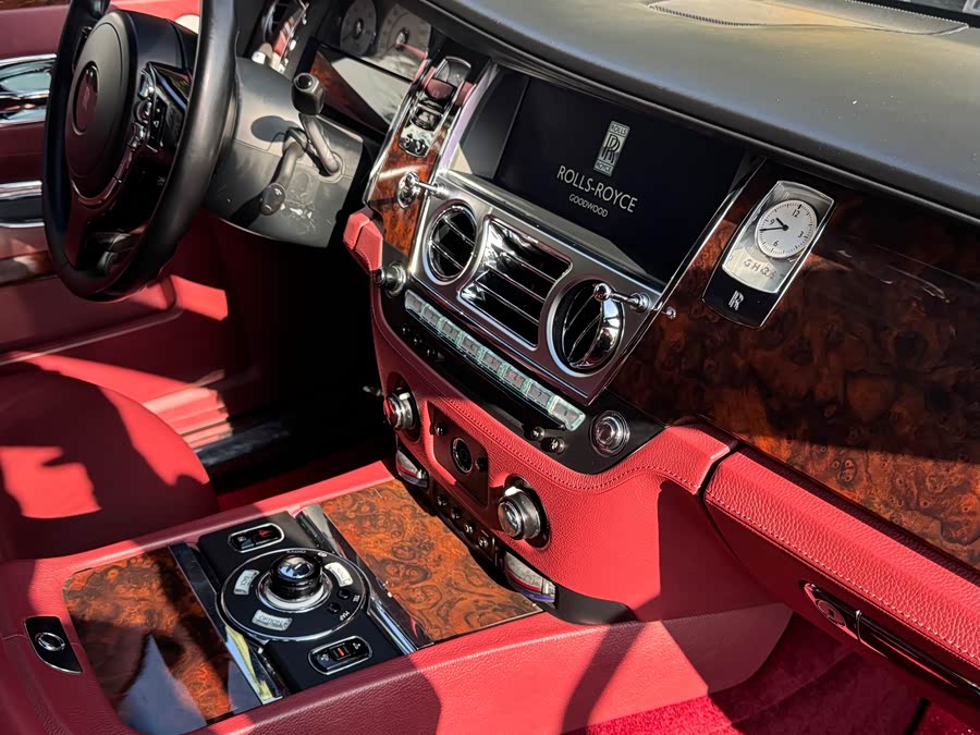 Rolls-Royce Ghost 2013 car image #13