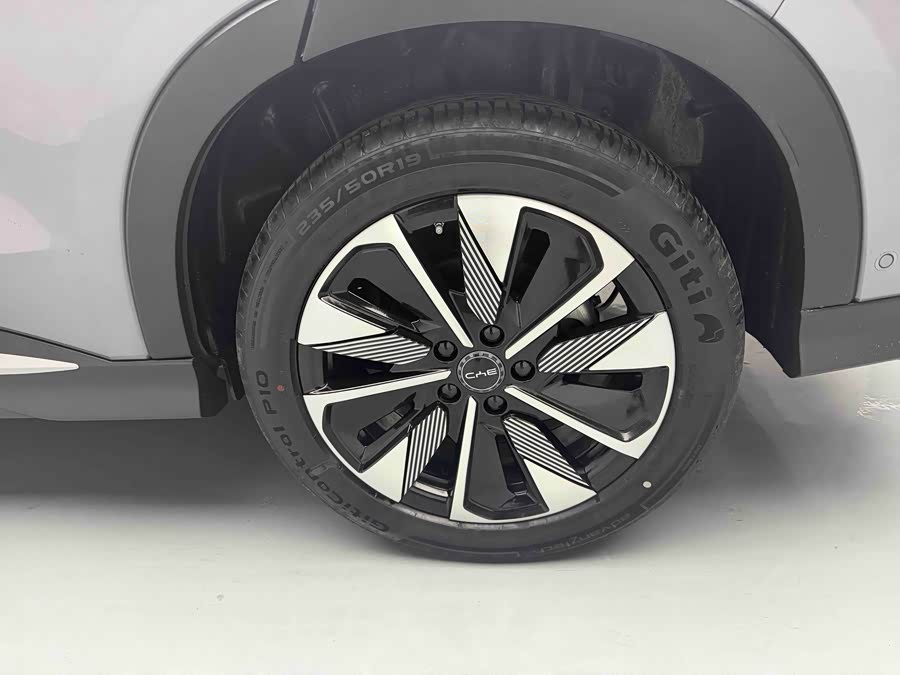 BYD Seal 2023 immagine di auto #13