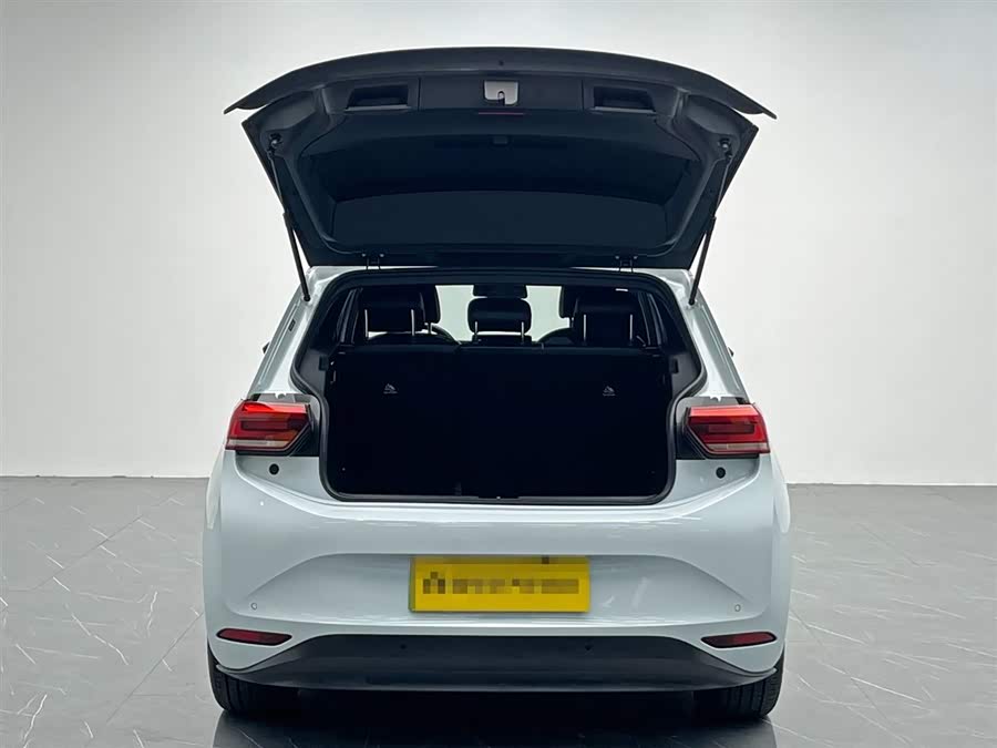 Volkswagen ID.3 2023 car image #13