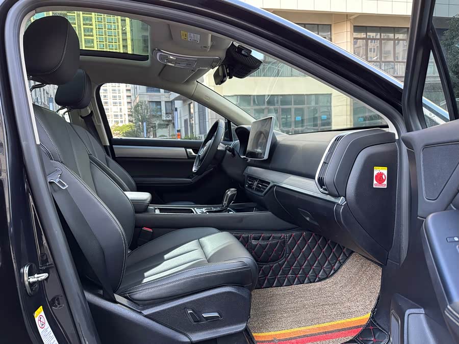 BYD Tang 2018 car image #13
