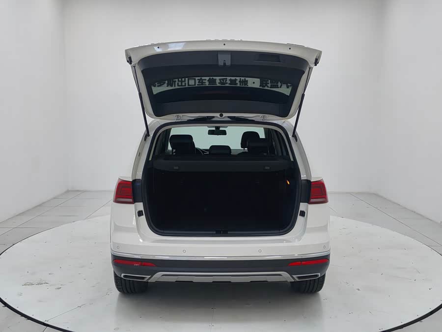 Volkswagen Tharu 2021 immagine di auto #13