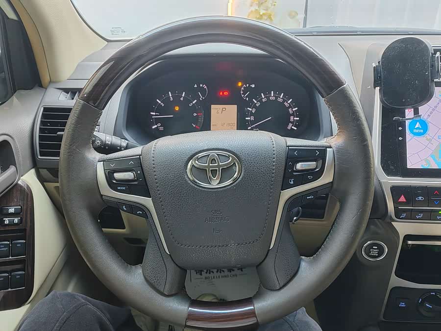 Toyota 2019 car image #13