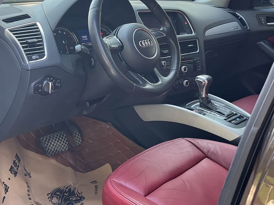 Audi Q5 2015 car image #13