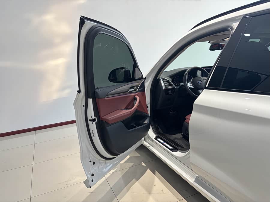 BMW X3 2024 immagine di auto #13