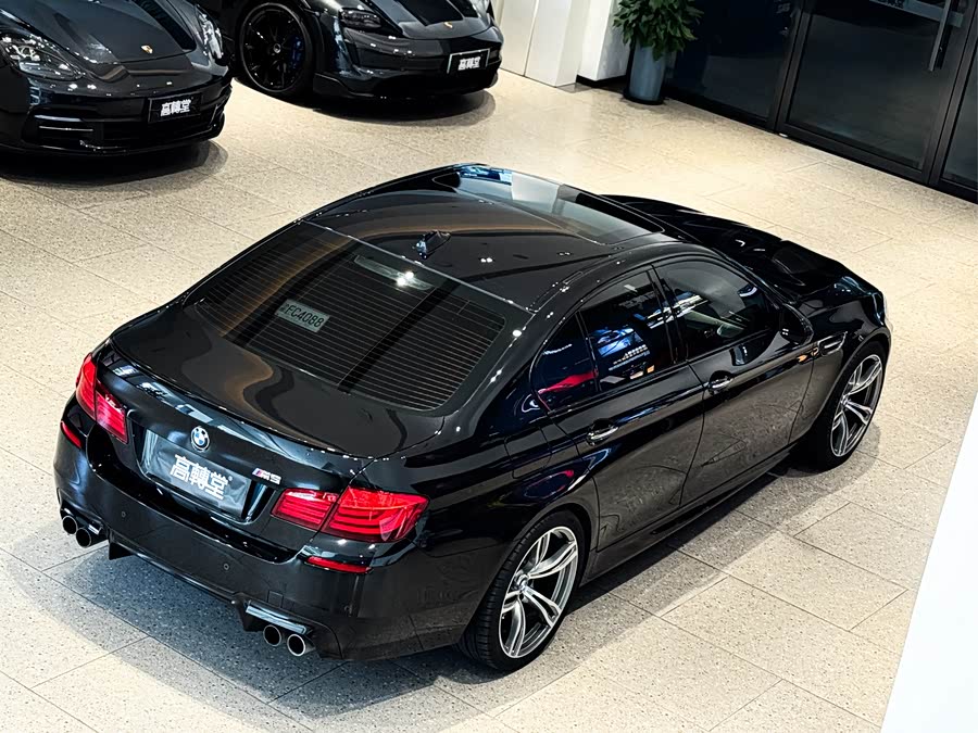 BMW M5 2012 #13 BMW M5 2012 car image #13