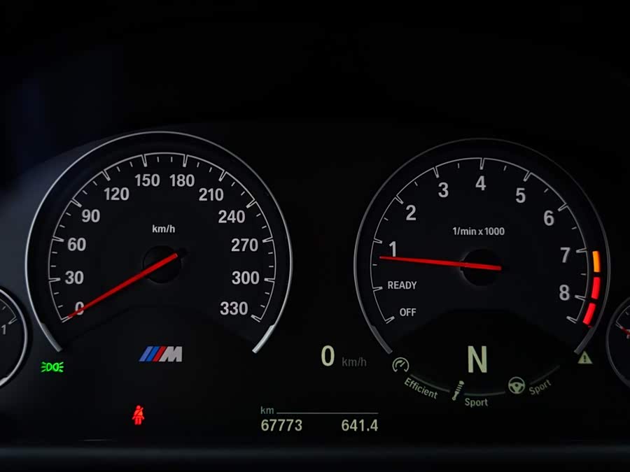 BMW M4 2019 car image #13