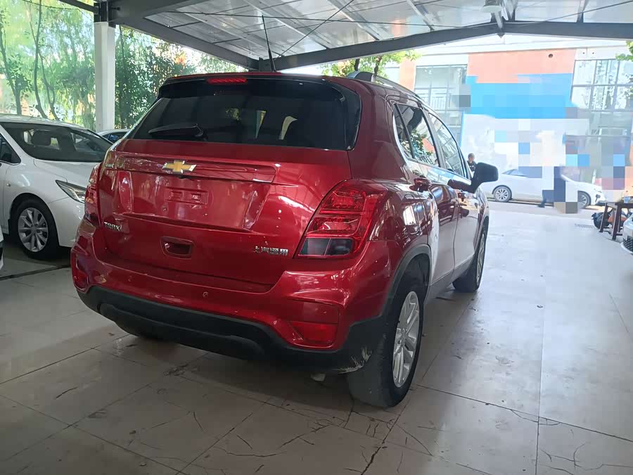 Chevrolet Tracker 2018 immagine di auto #13