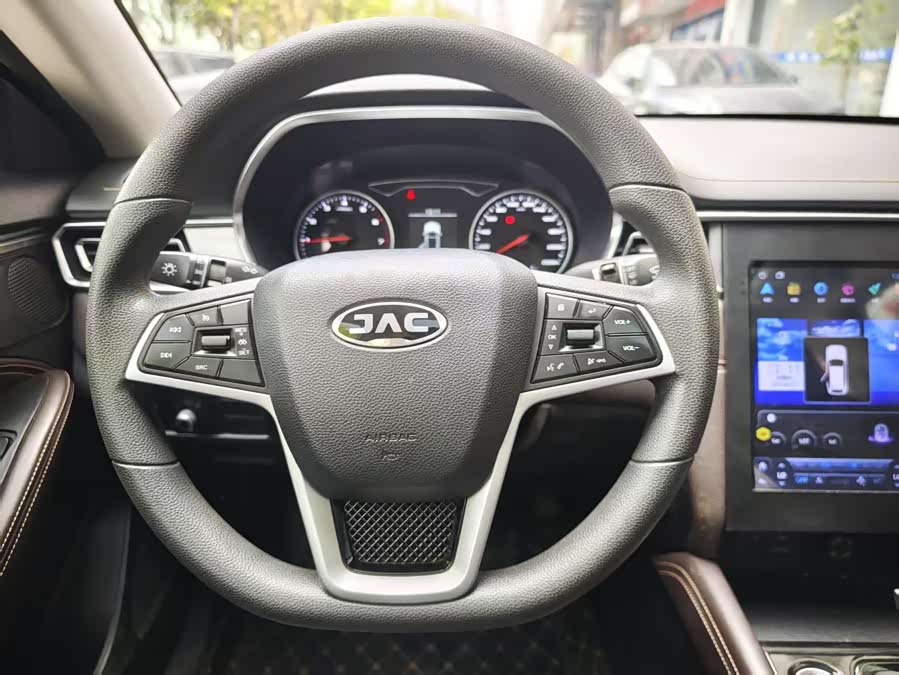 JAC 2020 #13 JAC 2020 immagine di auto #13