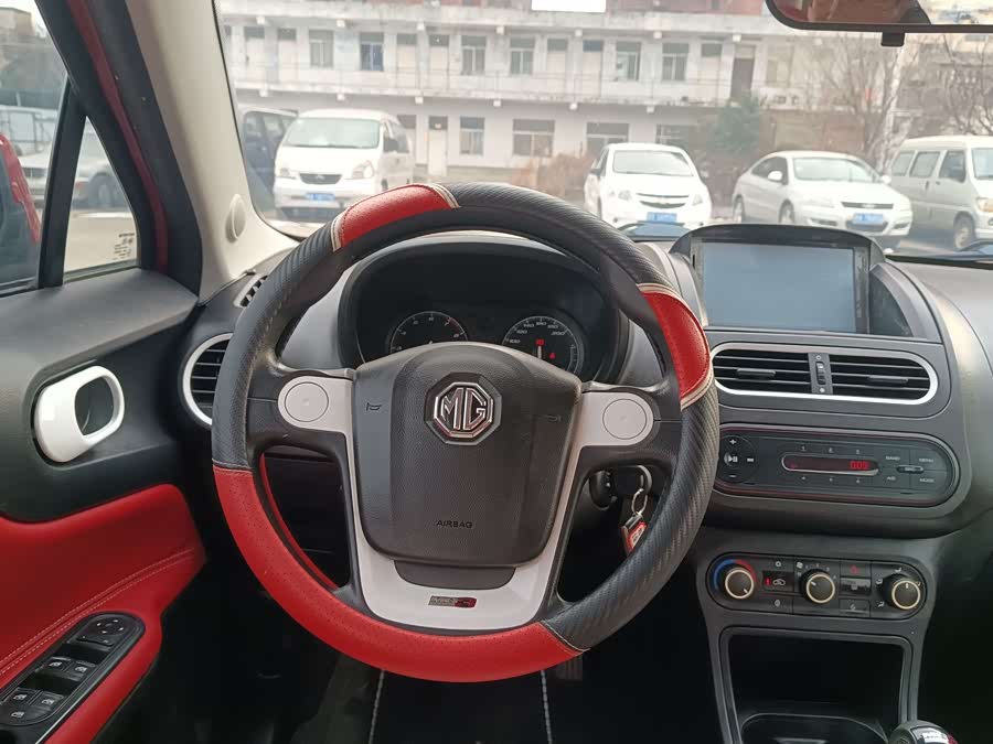 MG 3 2013 car image #13