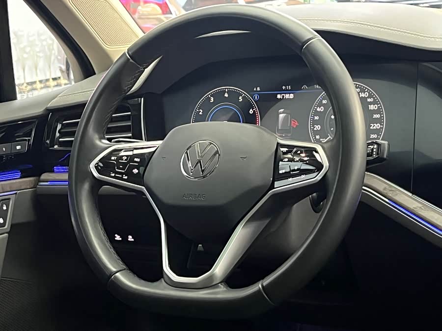 Volkswagen Touareg 2023 #13 Volkswagen Touareg 2023 car image #13