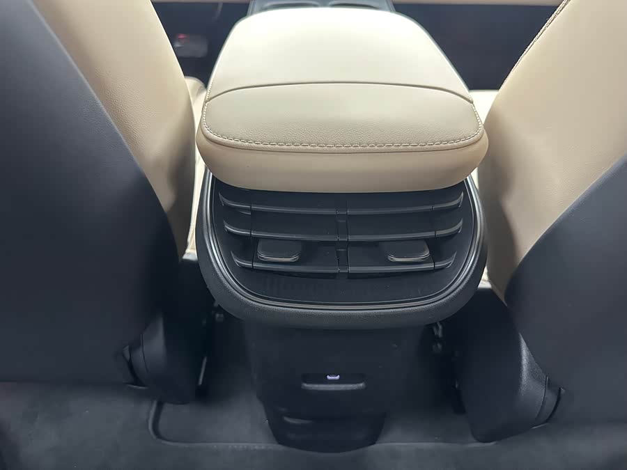 蔚来 蔚来ET5T 2024 汽车图片 #13