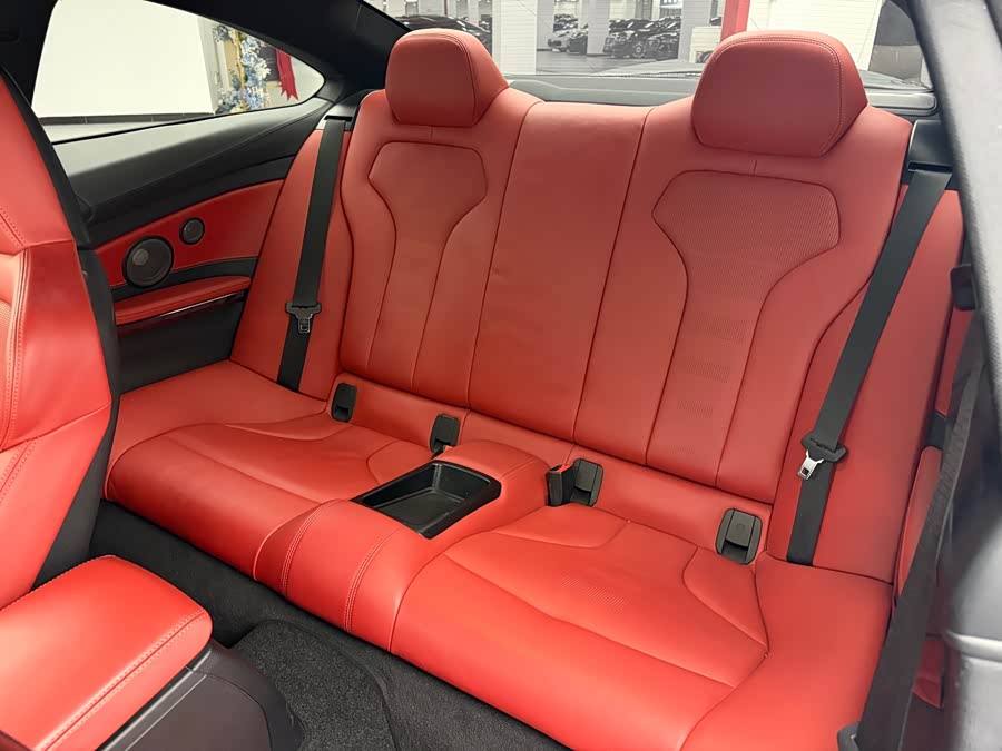 BMW M4 2019 car image #13