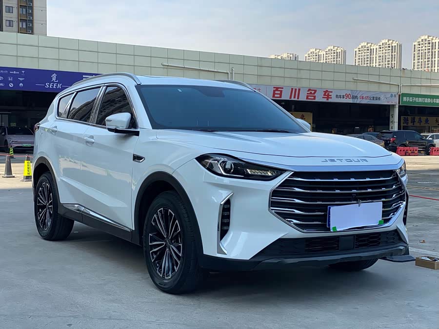 Jetour X70 PLUS 2022 car image #13