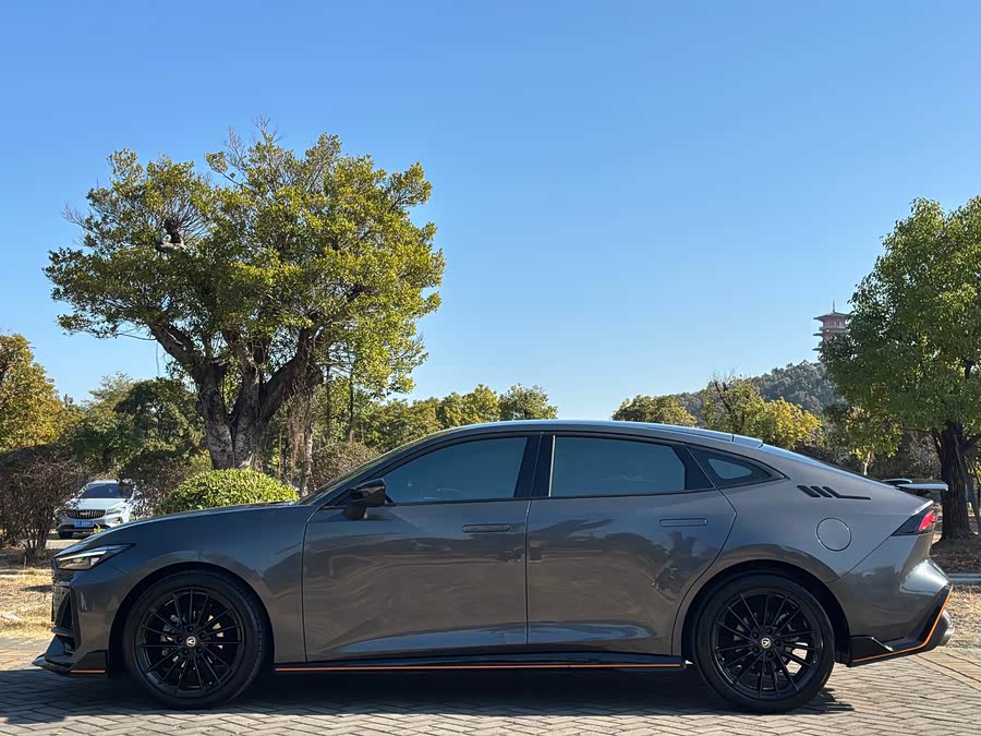 Changan UNI-V 2022 car image #13