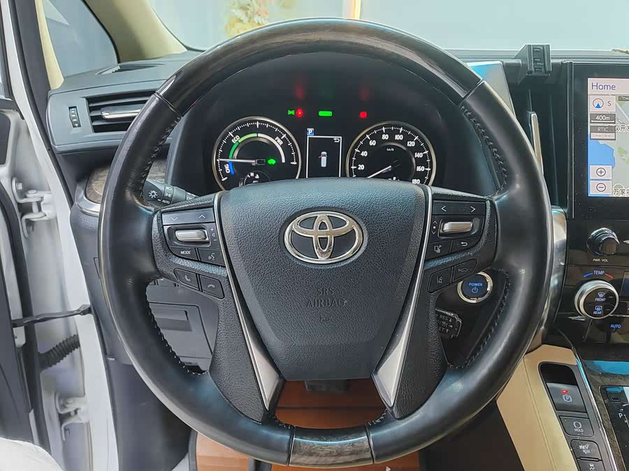 Toyota Alphard 2023 car image #13