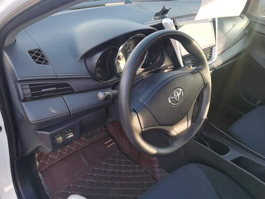 Toyota Yaris L Zhixiang 2018 صورة سيارة #13