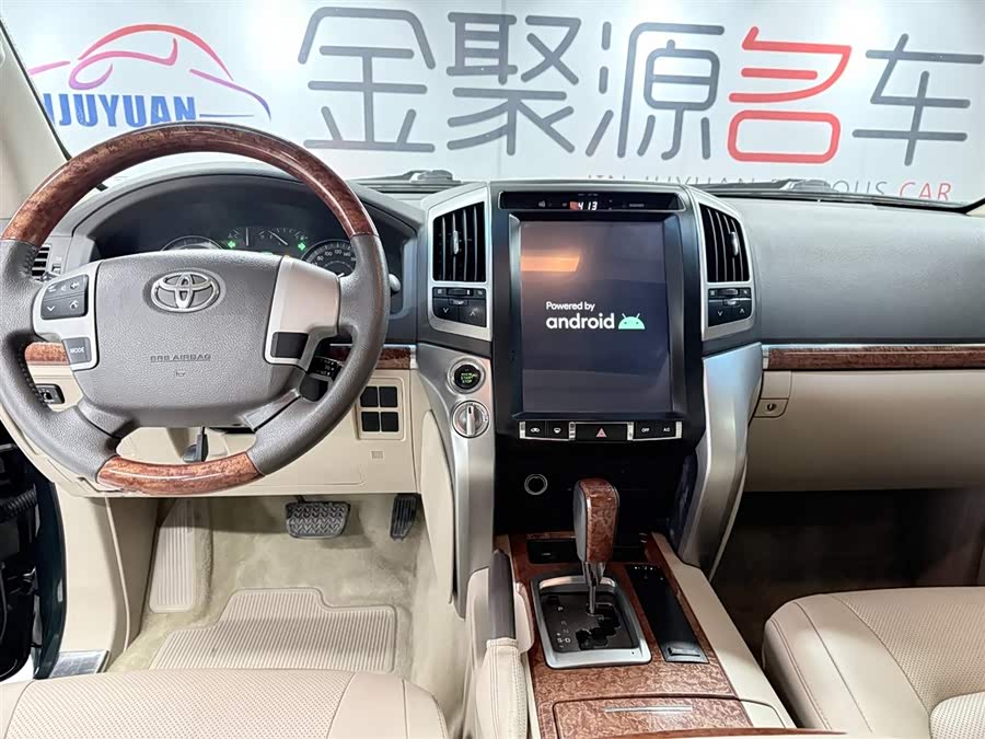 Toyota Land Cruiser 2014 car image #13