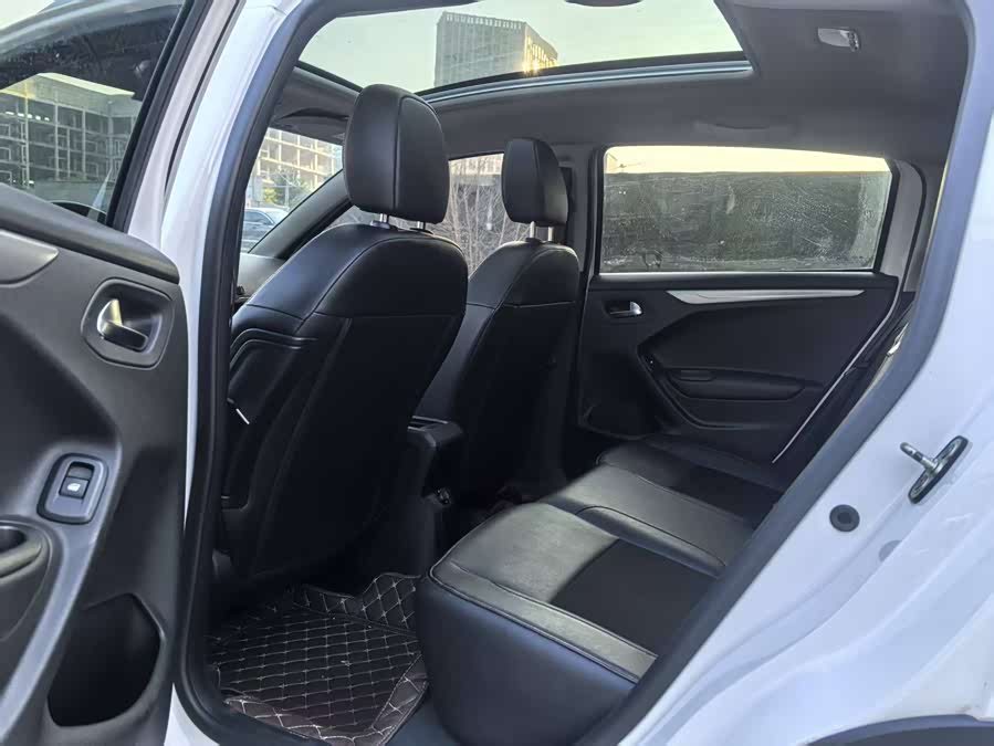 Citroen C3-XR 2017 car image #13