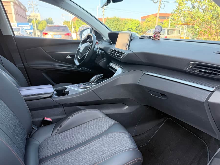 Peugeot 5008 2017 car image #13