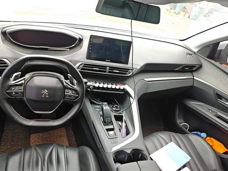 Peugeot 5008 2018 car image #13