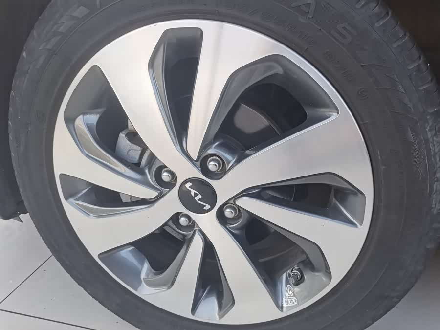 起亚 KX CROSS 2018 汽车图片 #13