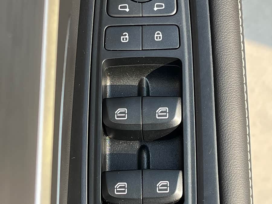 Jetour X70 PLUS 2021 #13 Jetour X70 PLUS 2021 car image #13