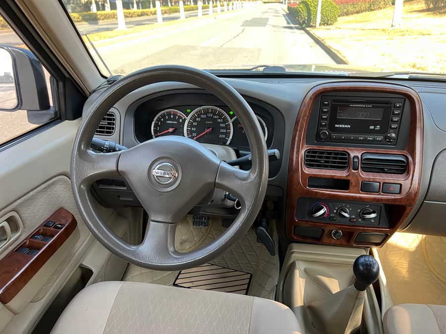 日产 日产ZN厢式车 2015 汽车图片 #13