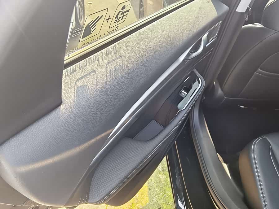 Preface 2022 immagine di auto #13