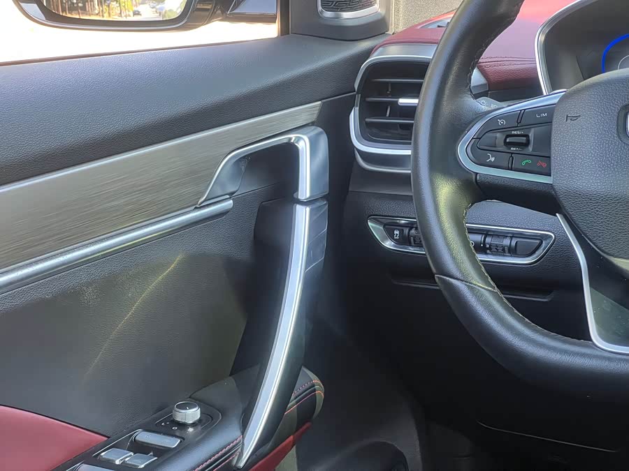 GEELY Coolray 2019 car image #13