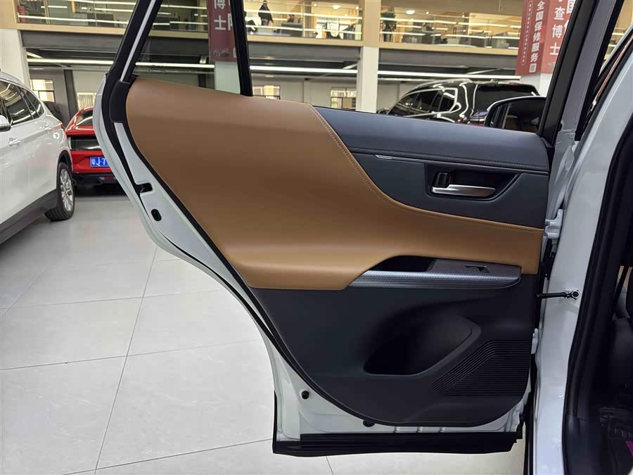 Toyota Venza 2022 immagine di auto #13