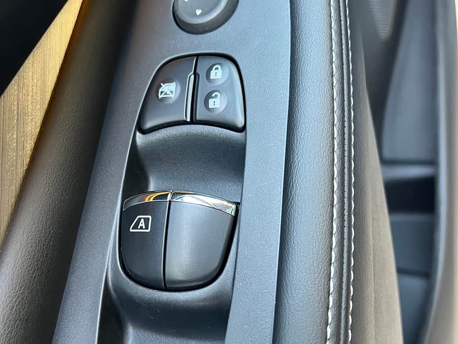 Nissan Murano 2023 imagen de coche #13