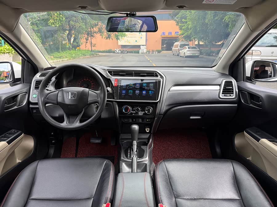 Honda Greiz 2018 car image #13