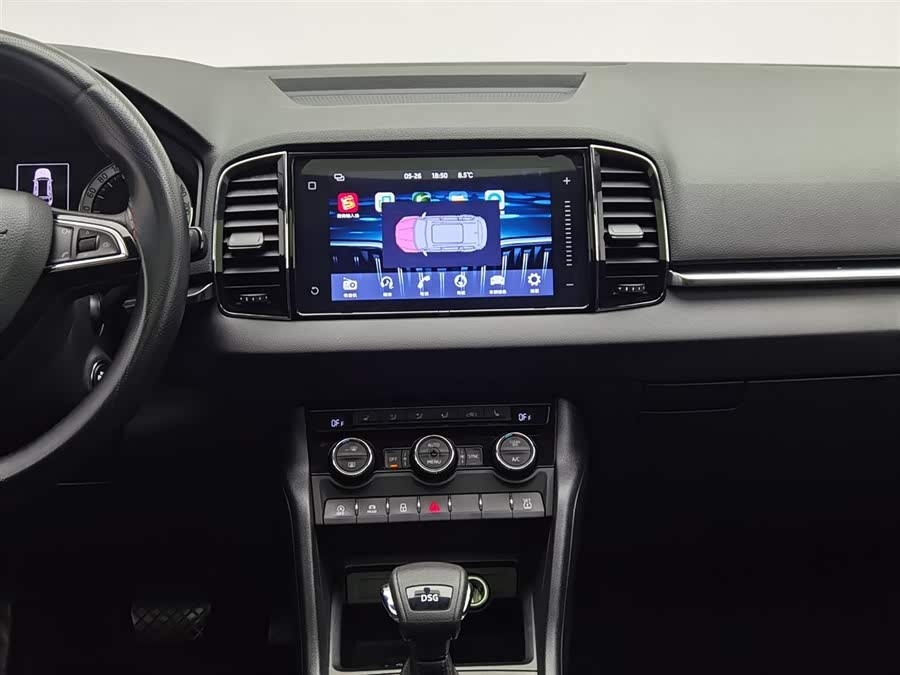 Skoda Karoq 2018 изображение автомобиля #13