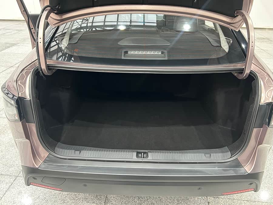 Toyota bZ3 2023 immagine di auto #13