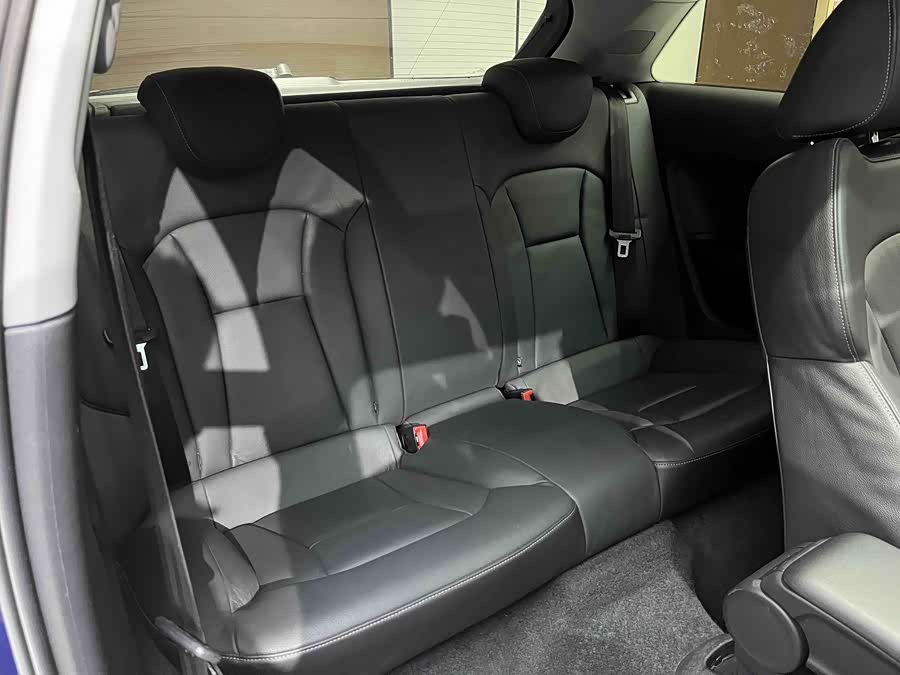 Audi A1 2014 car image #13