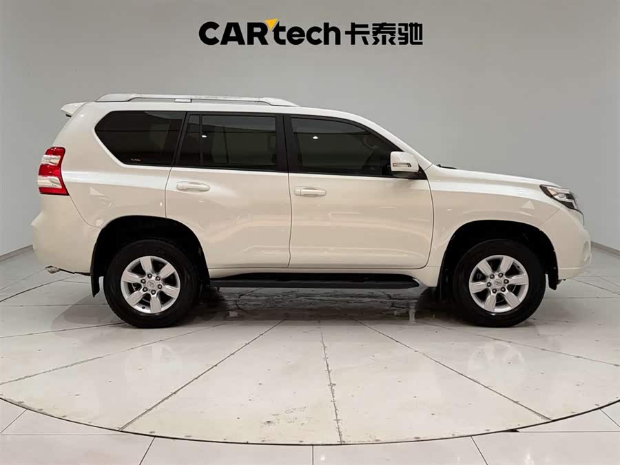 Toyota Land Cruiser Prado 2017 car image #13