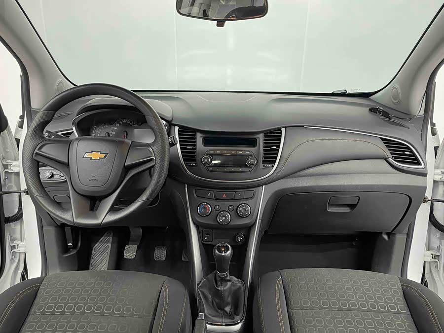 Chevrolet Tracker 2016 car image #13