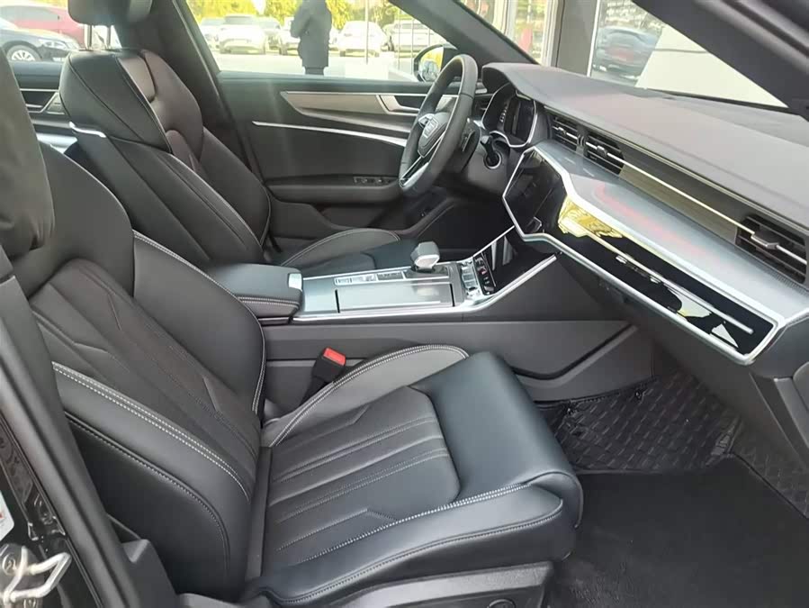 Audi A6L 2025 #13 Audi A6L 2025 car image #13