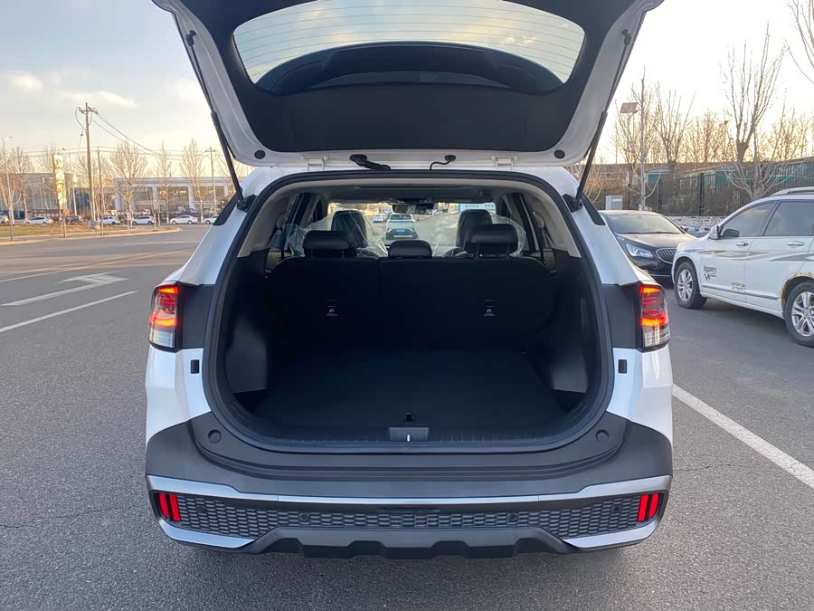 Kia Sportage 2023 car image #13
