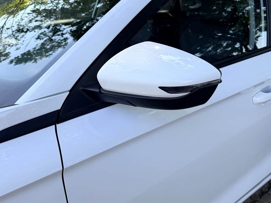 GEELY Emgrand 2024 #13 GEELY Emgrand 2024 car image #13