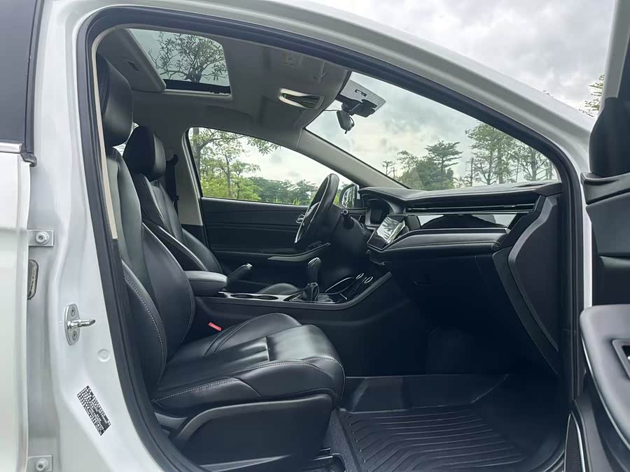 Chery Arrizo 5 Plus 2022 car image #13