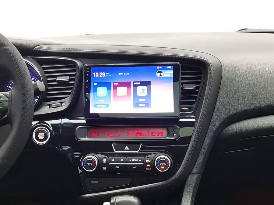 Kia K5 2015 car image #13