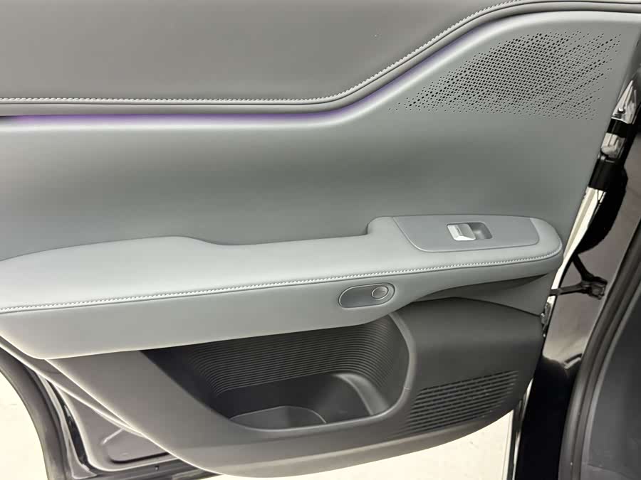 Xpeng G6 2025 immagine di auto #13