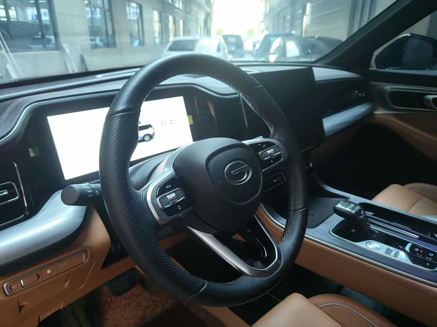 GAC Trumpchi GS8 2025 #13 GAC Trumpchi GS8 2025 car image #13