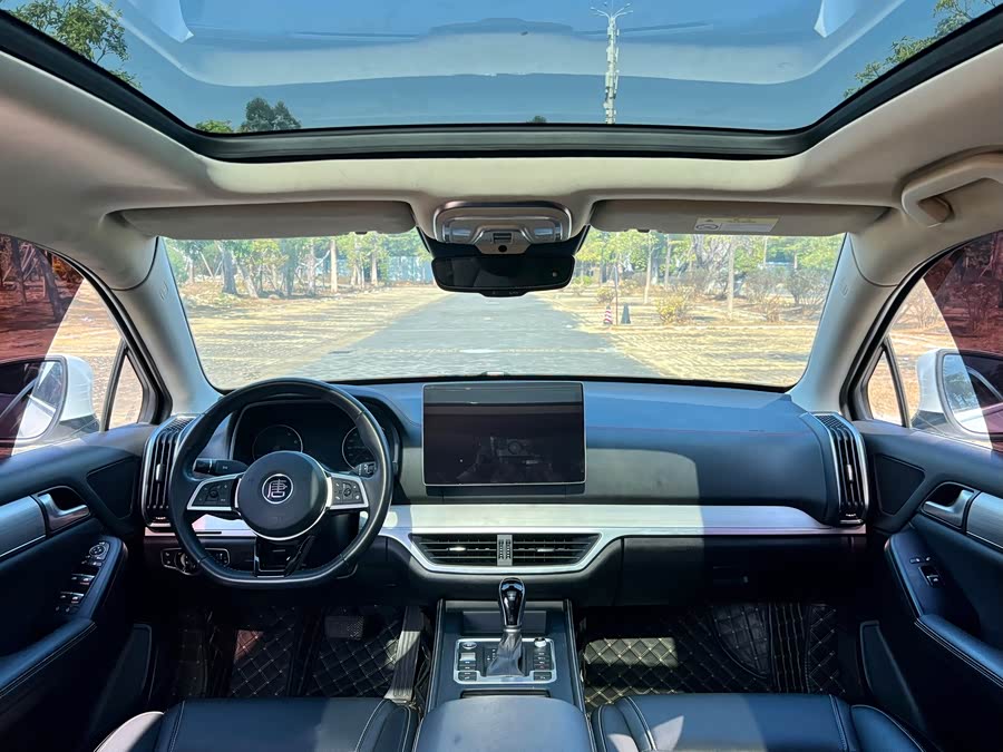 BYD Tang 2019 car image #13